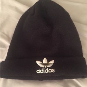 Adidas Beanie (unisex)